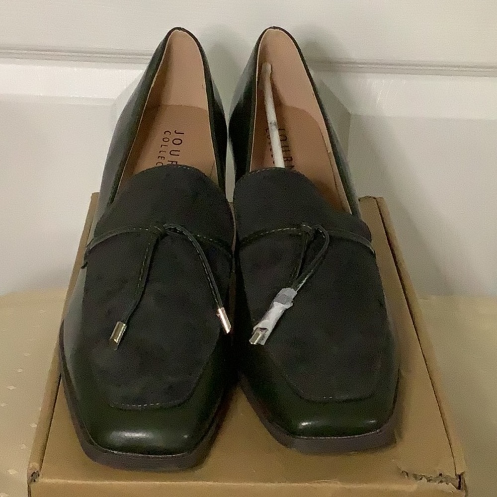 Journee Crawford Loafer (Sz 12)